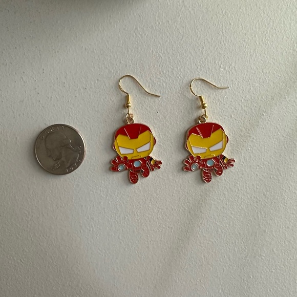 🌻2/13.00🌻 Ironman Earrings - Picture 4 of 4